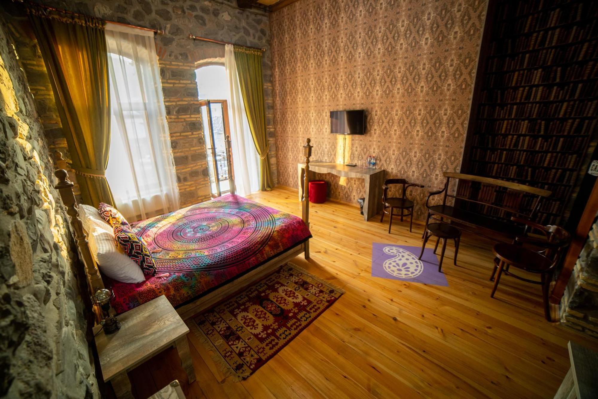 Hotel Old Town Şǝki Exteriér fotografie