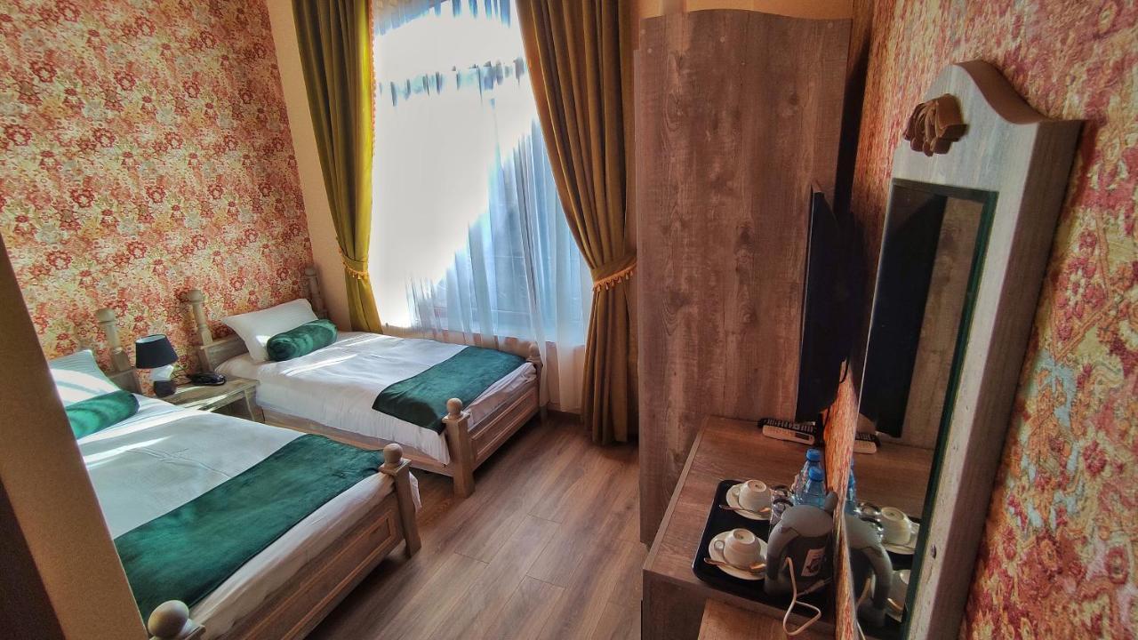 Hotel Old Town Şǝki Exteriér fotografie