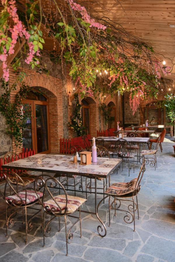 Hotel Old Town Şǝki Exteriér fotografie