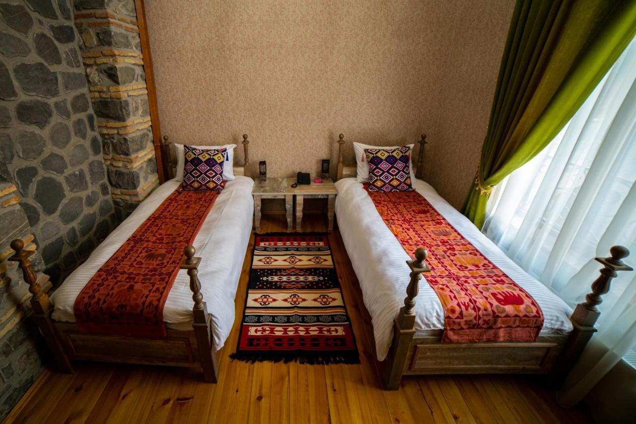 Hotel Old Town Şǝki Exteriér fotografie