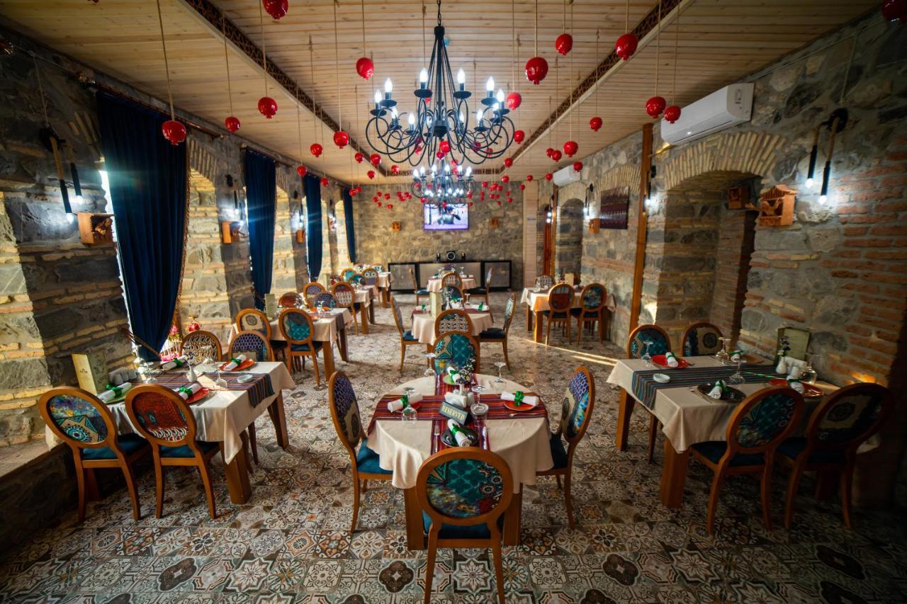 Hotel Old Town Şǝki Exteriér fotografie
